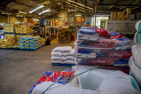 Radley’s Pet & Aquarium - Vets Adelaide 4